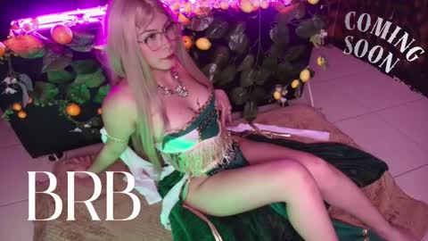 Kitty online show from 11-23-25, 02:44