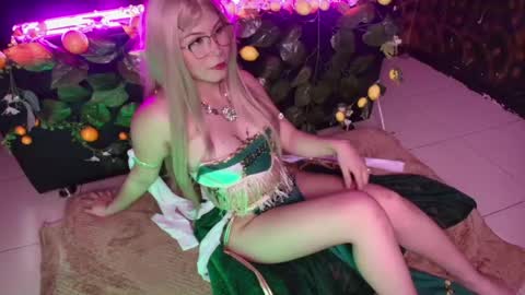 Kitty online show from 04-24-26, 02:25