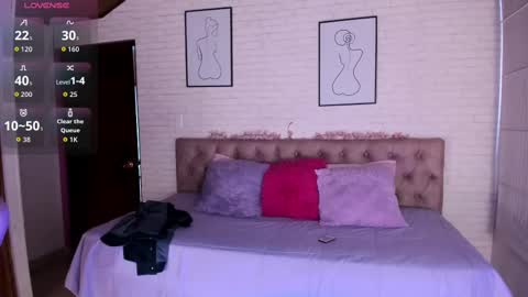 Kitty online show from 09-24-25, 09:07