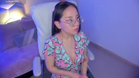 Kitty online show from 05-26-26, 02:29