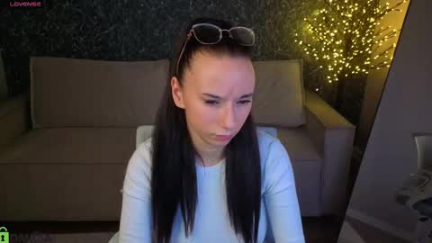 kitty online show from 02-20-26, 09:43