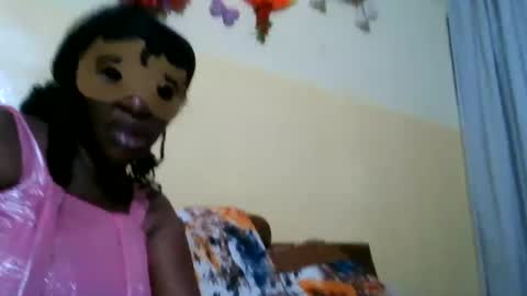 Snapshot of kitty_super chatting on 06-19-26, 06:56 kitty_super online show from 06-19-26, 06:56