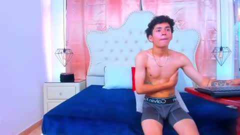 Snapshot of kittyandjackk chatting on 09-22-25, 07:05 KittyANDjackk online show from 09-22-25, 07:05