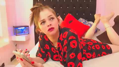 paola online show from 12-02-24, 02:08