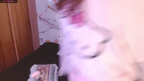 LAURA  help me reach 100likes online show from 07-14-26, 10:21