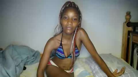 Snapshot of kittyfay_ chatting on 09-16-25, 02:23 Fay online show from 09-16-25, 02:23