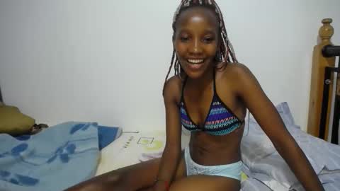 Snapshot of kittyfay_ chatting on 09-16-25, 03:57 Fay online show from 09-16-25, 03:57