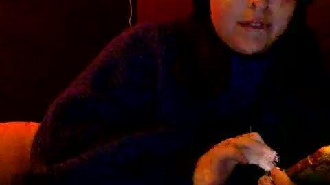 Snapshot of kittygirl__ chatting on 11-17-25, 07:08 kitty online show from 11-17-25, 07:08