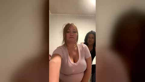 Snapshot of kittygiz chatting on 06-08-26, 04:02 kittygiz online show from 06-08-26, 04:02