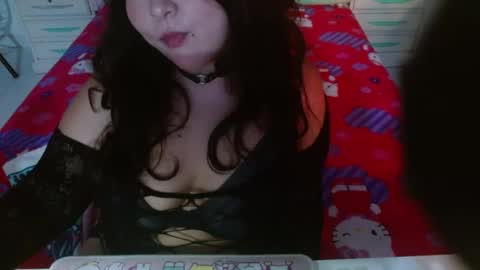 Snapshot of kittyk3 chatting on 03-04-25, 04:17 Dannita online show from 03-04-25, 04:17
