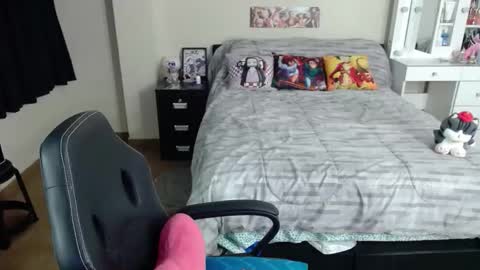 Isabel online show from 10-09-25, 11:14