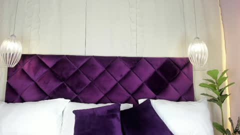 Kitty online show from 04-24-26, 11:45