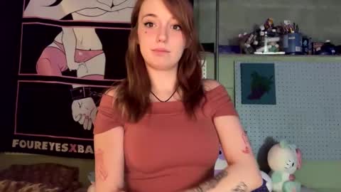 Snapshot of kittyme0ws chatting on 01-26-25, 04:51 kitty online show from 01-26-25, 04:51