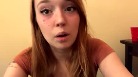 Snapshot of kittyme0ws chatting on 02-20-25, 03:52 kitty online show from 02-20-25, 03:52