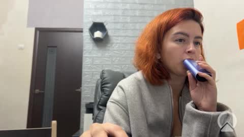 Snapshot of kittymeou chatting on 10-05-25, 10:29 kittymeou online show from 10-05-25, 10:29