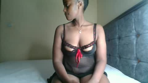 Kittypettite online show from 10-01-25, 07:20