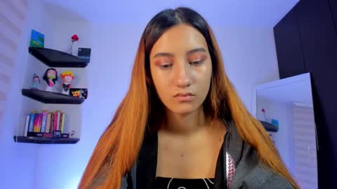 Snapshot of kittyrush_ chatting on 10-25-25, 06:21 kitty online show from 10-25-25, 06:21