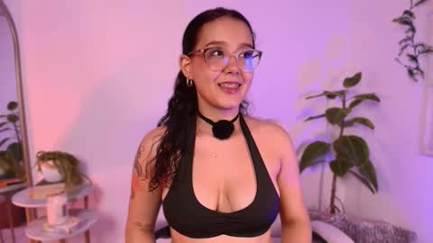 Sophie online show from 11-23-25, 10:31