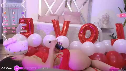 Snapshot of kittystar_tay chatting on 02-14-25, 10:14 Kitty  online show from 02-14-25, 10:14