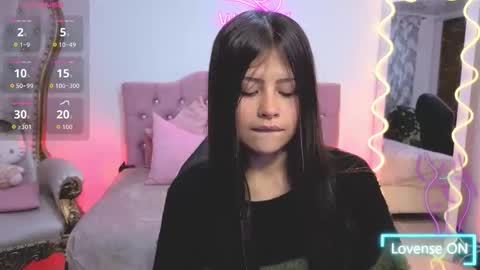 Snapshot of kittystar_tay chatting on 10-04-25, 11:30 Kitty  online show from 10-04-25, 11:30