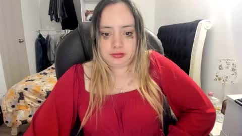 Snapshot of kittywantslove23 chatting on 09-19-25, 12:12 kittywantslove23 online show from 09-19-25, 12:12