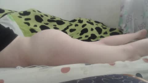 Snapshot of kittywhiteass chatting on 02-06-25, 12:37 kittywhiteass online show from 02-06-25, 12:37