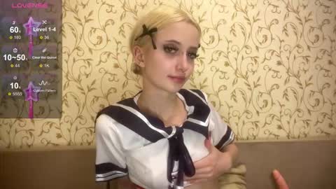 Snapshot of kittywithu chatting on 10-15-25, 05:57 kittywithu online show from 10-15-25, 05:57