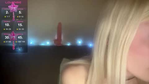 Snapshot of kittywithu chatting on 11-12-25, 12:38 kittywithu online show from 11-12-25, 12:38