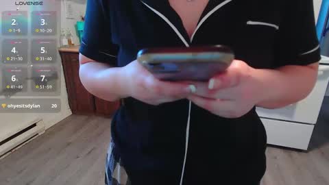 Kittyymaze online show from 01-21-25, 12:50