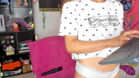 Kitty Zen online show from 03-11-25, 05:02