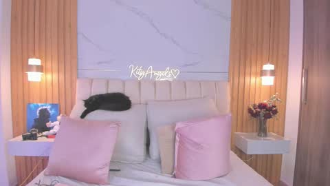 Angel Independent Model online show from 02-28-26, 03:51