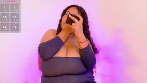 Snapshot of kity_hill chatting on 10-30-25, 04:36 Kitty Hill online show from 10-30-25, 04:36