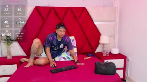 Snapshot of kity_spiderr chatting on 09-16-25, 12:28 Luisa y Jairo online show from 09-16-25, 12:28