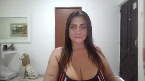 Snapshot of kitybigboobsx chatting on 01-26-25, 10:35 kity boobsx online show from 01-26-25, 10:35