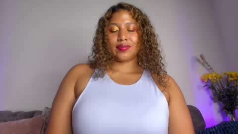 Lili online show from 09-15-25, 07:47