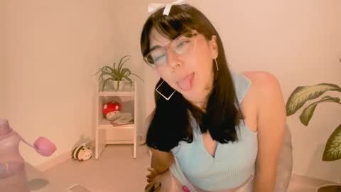 Little piece of fruit online show from 01-27-25, 02:10