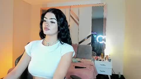 Kiwi online show from 12-17-25, 11:27