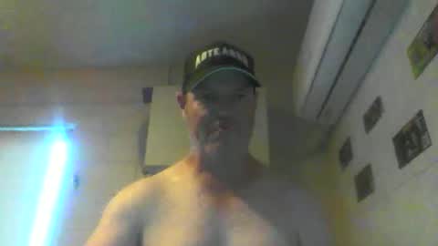 kiwiguy19773 online show from 12-02-24, 05:48