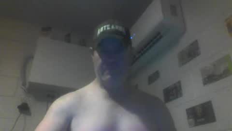 Snapshot of kiwiguy19773 chatting on 06-03-26, 07:22 kiwiguy19773 online show from 06-03-26, 07:22