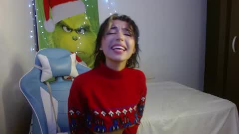 kiyu online show from 11-14-25, 01:48
