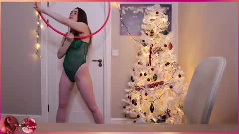 Snapshot of kjfucks chatting on 12-05-24, 05:17 JaneSweet online show from 12-05-24, 05:17