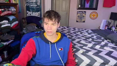 Snapshot of kjpeace chatting on 02-18-25, 01:33 Kyle online show from 02-18-25, 01:33