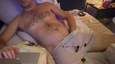 kkeenk1 online show from 10-19-25, 12:17