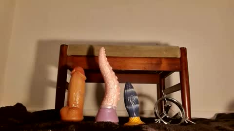 klamstrakur1 online show from 11-30-25, 08:24