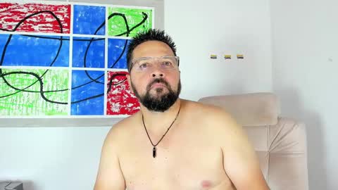 Snapshot of klarck_ chatting on 01-19-25, 11:53 Klarck online show from 01-19-25, 11:53