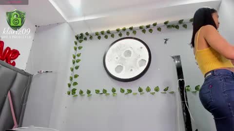 klariz09 online show from 04-25-26, 08:17