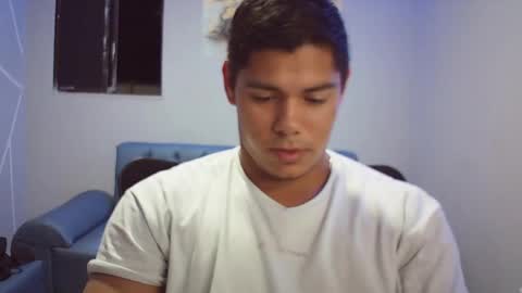 Snapshot of klars_mood chatting on 05-19-26, 12:16 klars online show from 05-19-26, 12:16