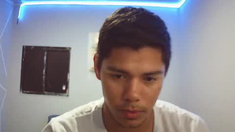 Snapshot of klars_mood chatting on 05-23-26, 10:36 klars online show from 05-23-26, 10:36