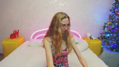 Klary online show from 12-30-24, 04:19