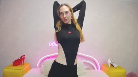 Klary online show from 01-22-25, 05:38